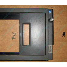 Дверца HP 226691-001 для передней панели сервера HP ML370 G4 (Каспийск)